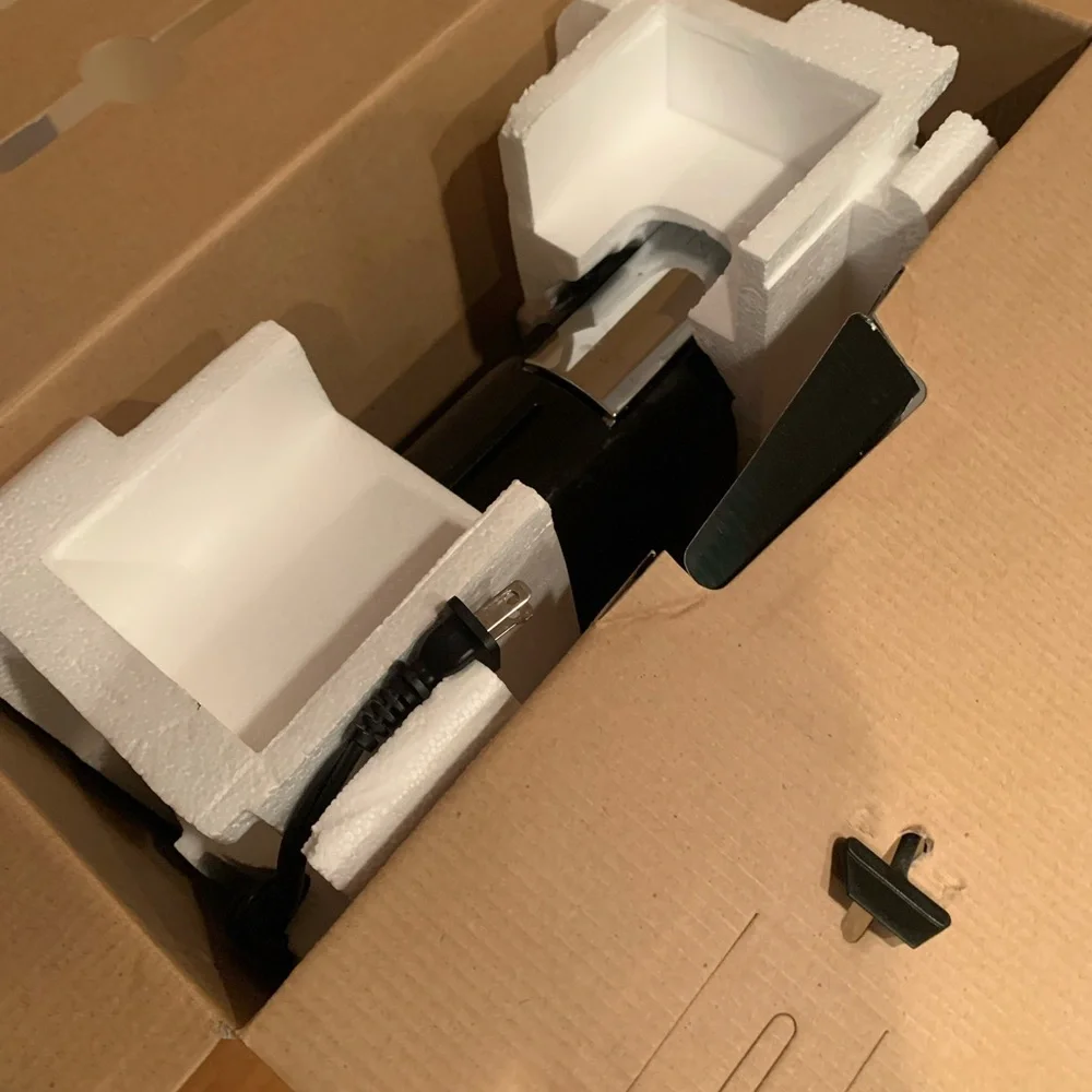 CitiZ Nespresso Limousine Black Espresso Machine - Picture 8 of 11